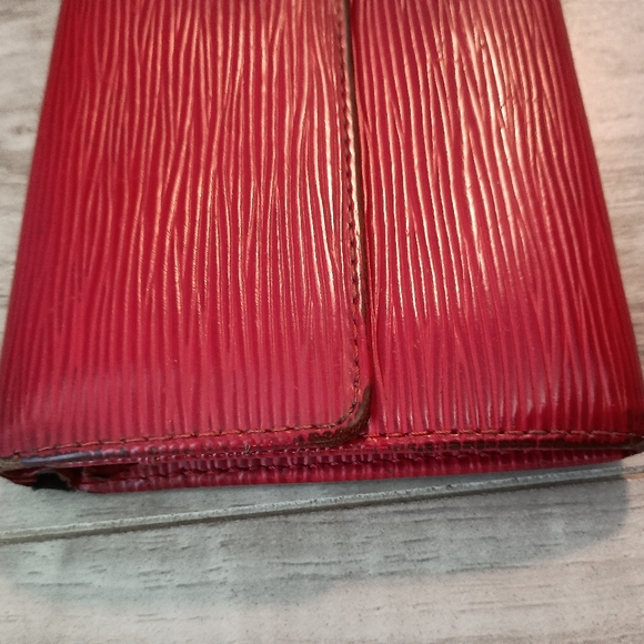 Louis Vuitton Sarah leather wallet red - Picture 2 of 13